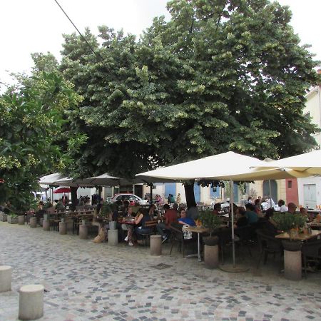 Studio Climatise, La Cloison Arles Ngoại thất bức ảnh